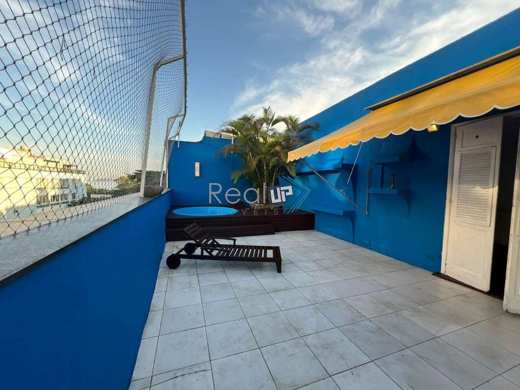 2-bedroom apartment with a glazed balcony — photo 8