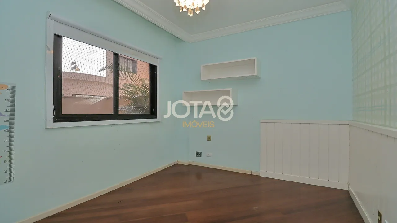 Apartamento de 3 dormitorios con balcón y 2 plazas, 109 m² — photo 12