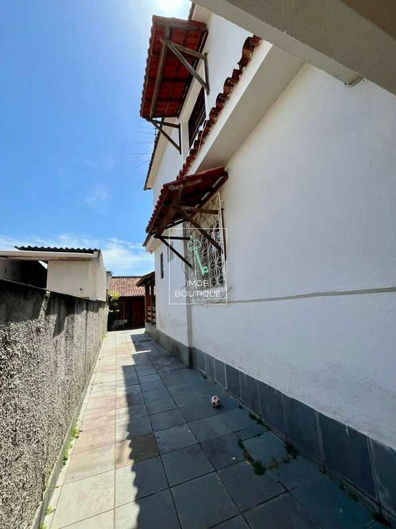 House with 5 bedrooms and 321 m² plus private BBQ