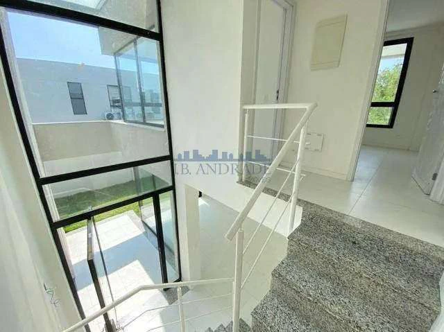 366 m² house with 3 bedrooms and a balcony — photo 17