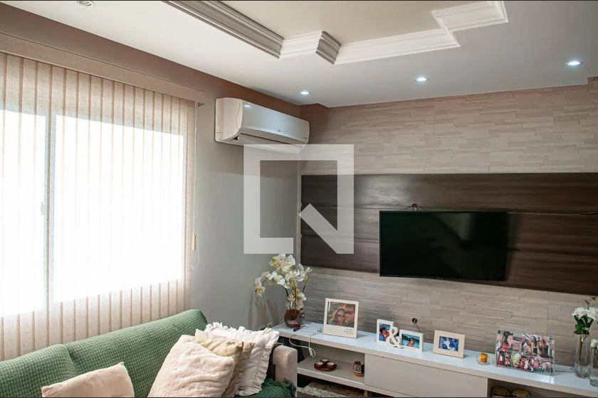 House 400 m² with 4 bedrooms, 2 en-suites, 4 parking spots — photo 26