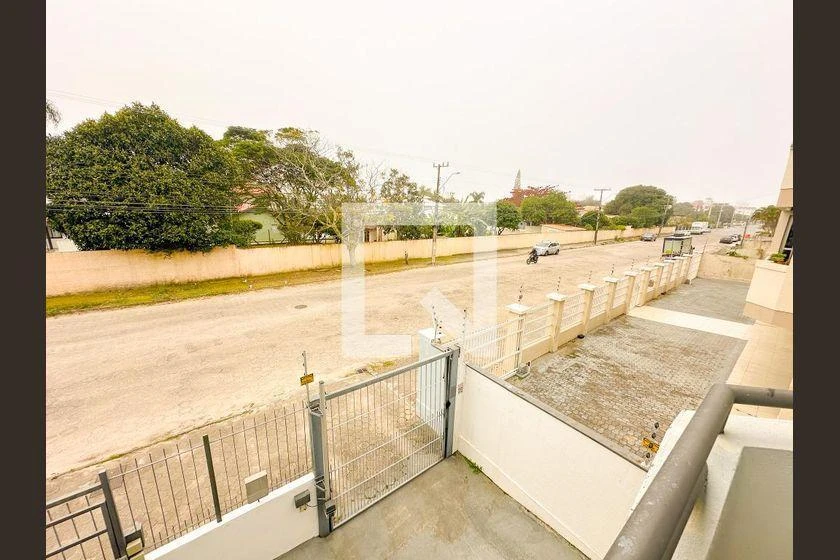 Apartamento mobiliado com 94 m² e cozinha com fogão a gás — photo 47