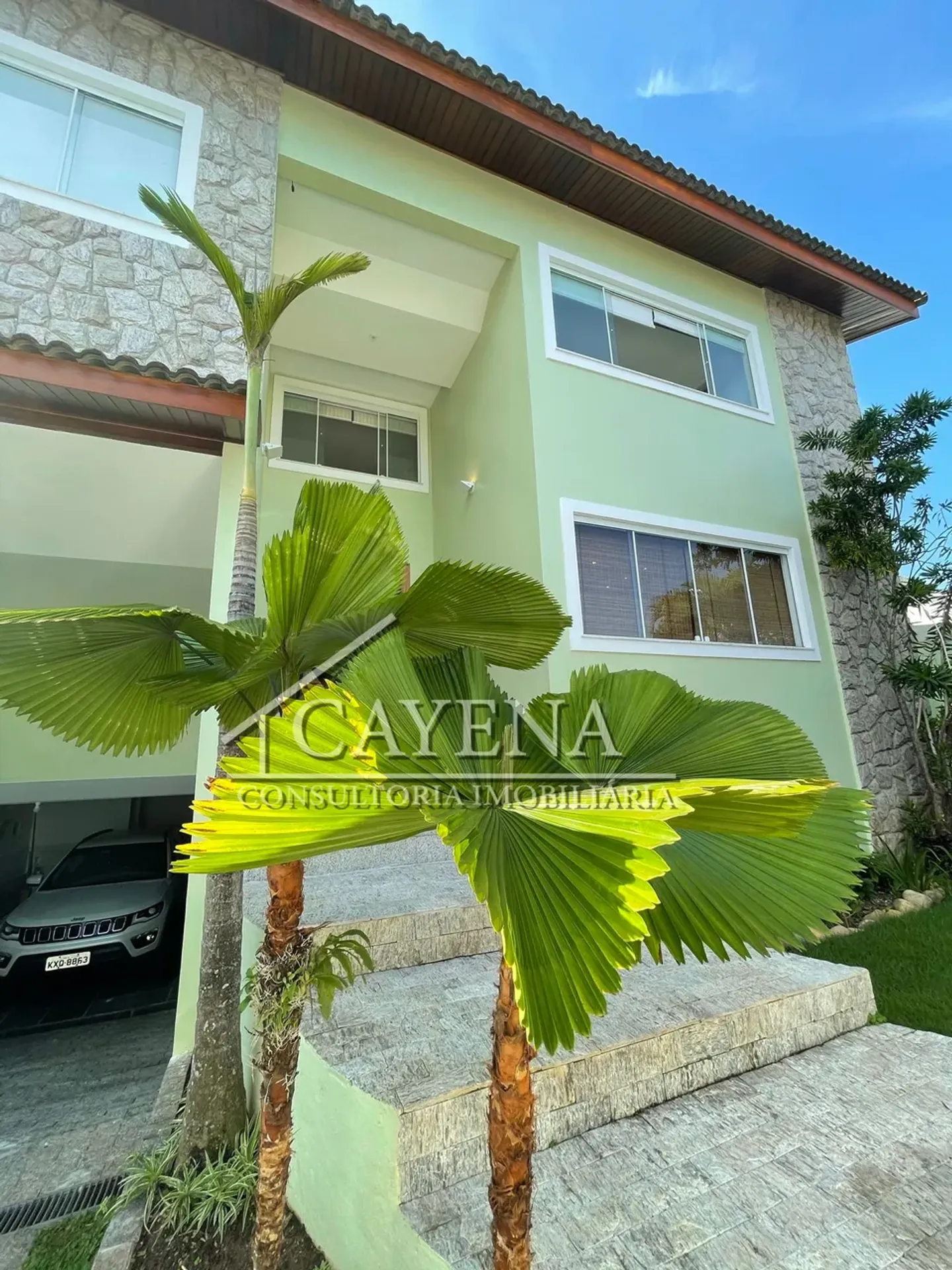 4 quartos e banheira: casa de 650 m² — photo 26