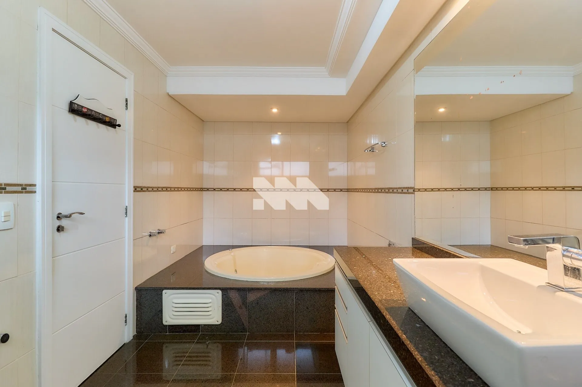 Дом в закрытом кондоминиуме: 4 спальни и 267 м² — photo 36