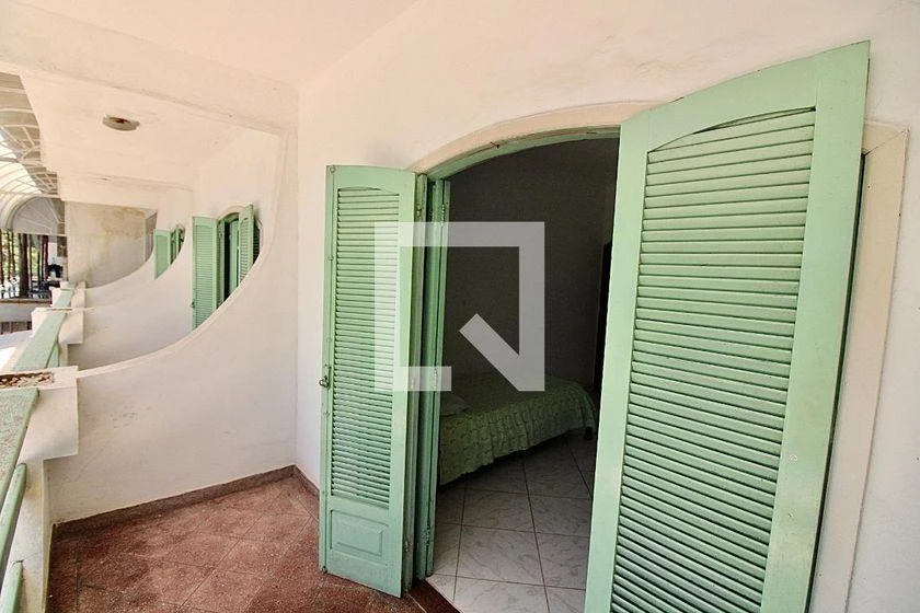 Casa com 6 quartos e 600 m² para aluguel — photo 44