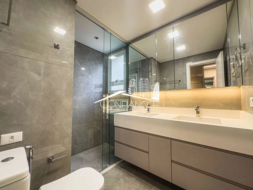 3-bedroom apartment with a private pool in Curitiba — photo 11