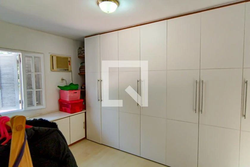 Rental house with 3 bedrooms and an open-plan kitchen — photo 11