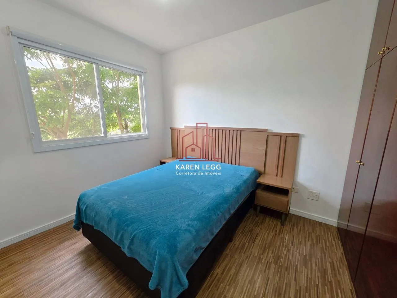 Apartment on the 2nd floor with a glass-enclosed balcony — photo 4