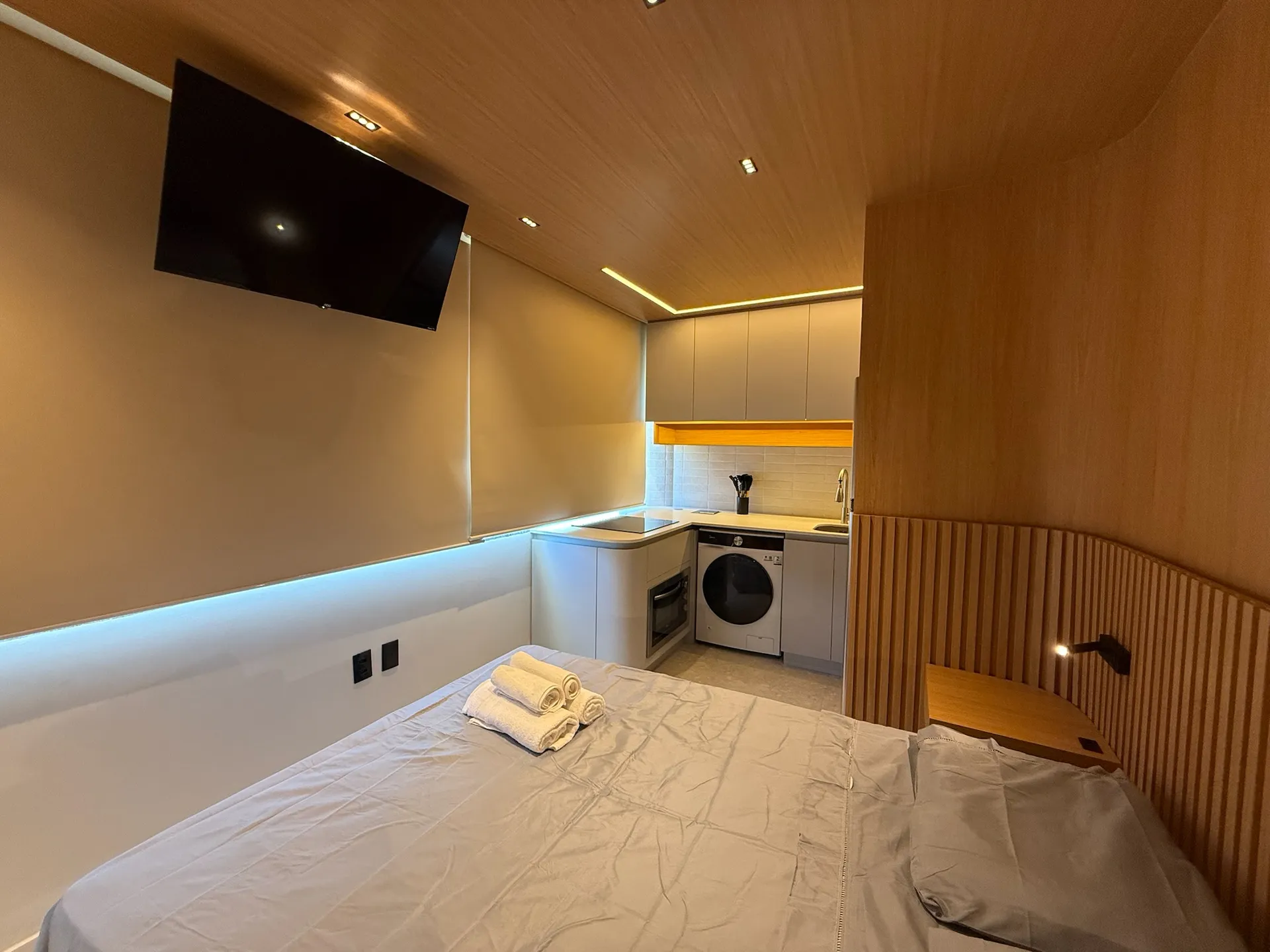 Studio with 1 bedroom, 1 bathroom and parking — photo 9