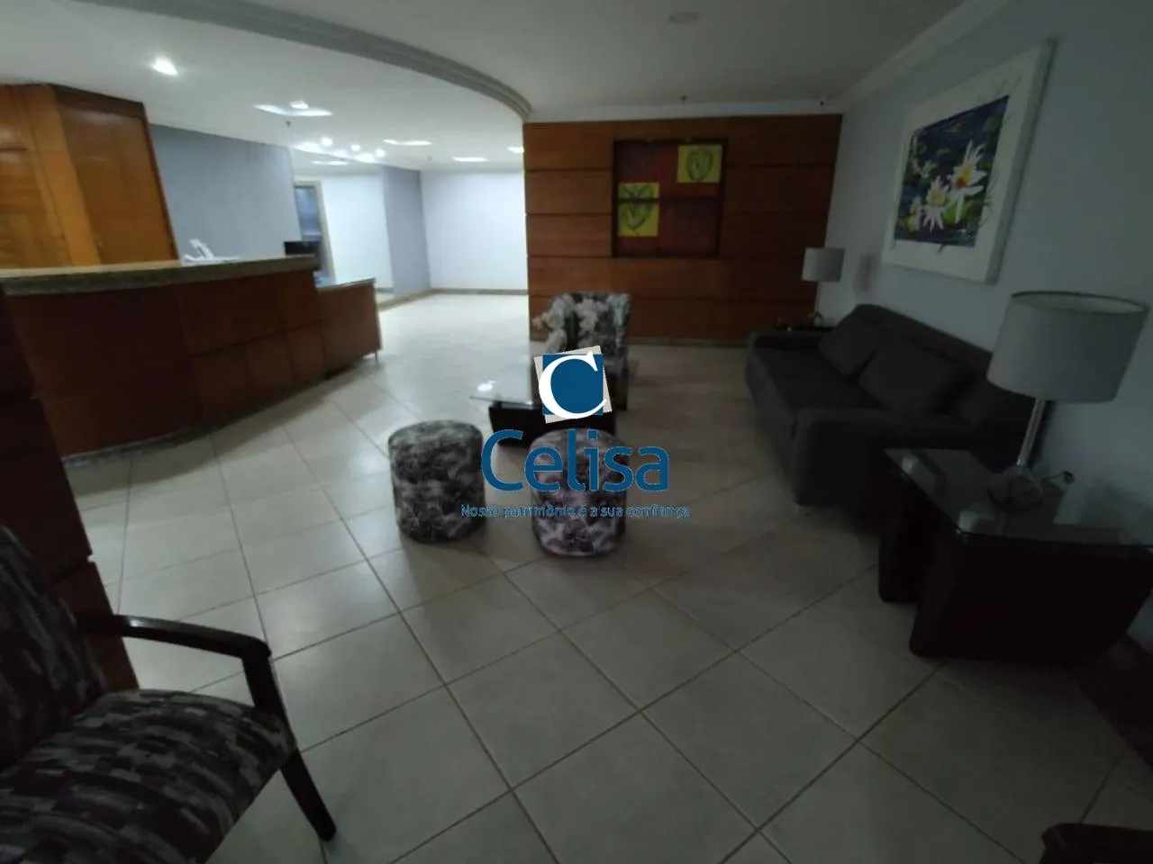 Apartment on the 14th floor with a mountain view — photo 13