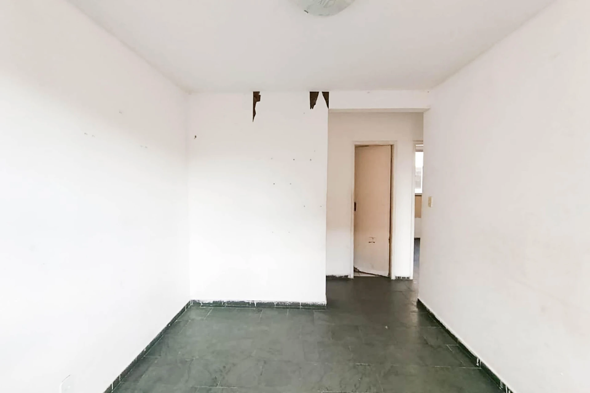 2-bedroom apartment with 1 parking space included — photo 26