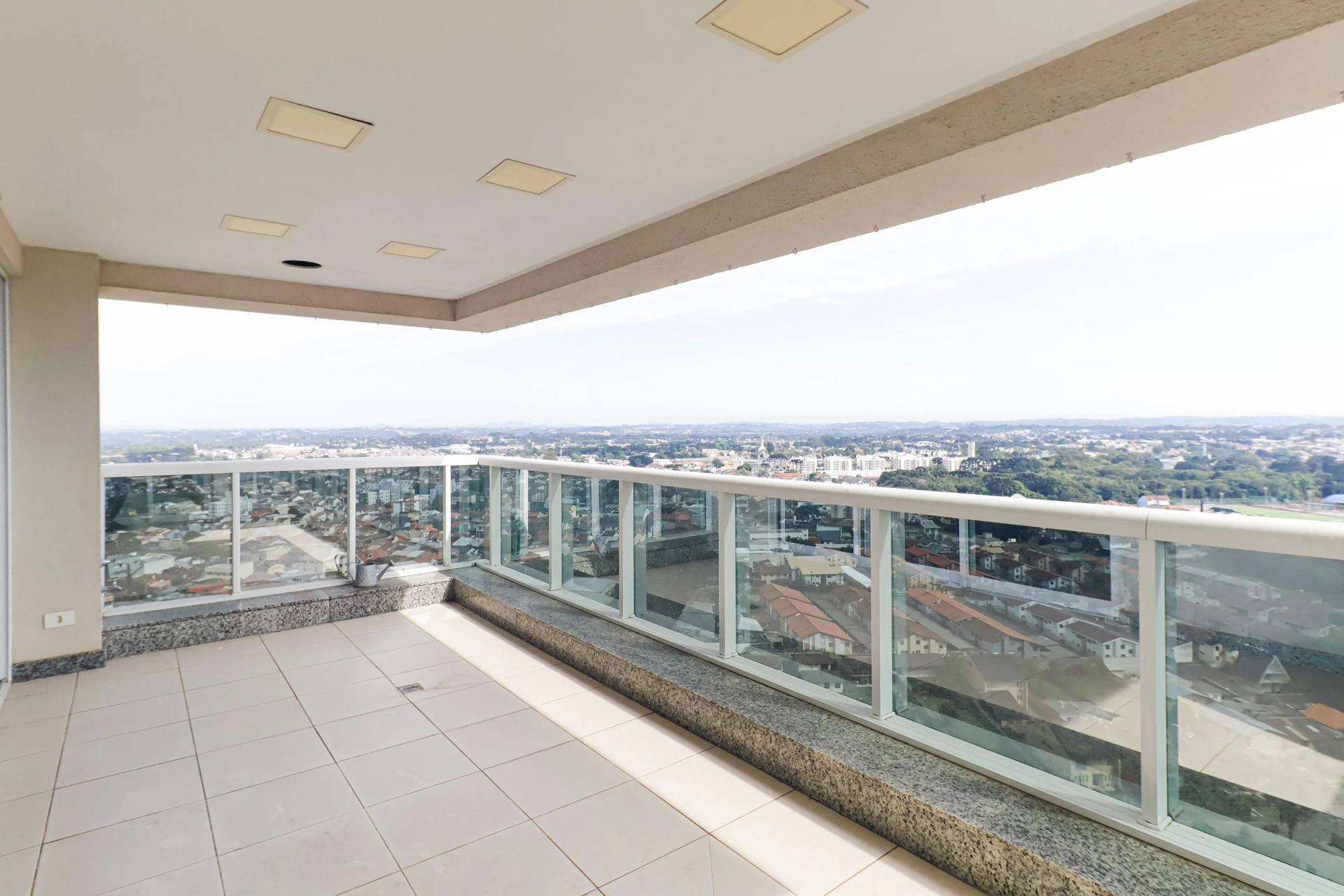 Furnished apartment, 266 m², with a bathtub — photo 86