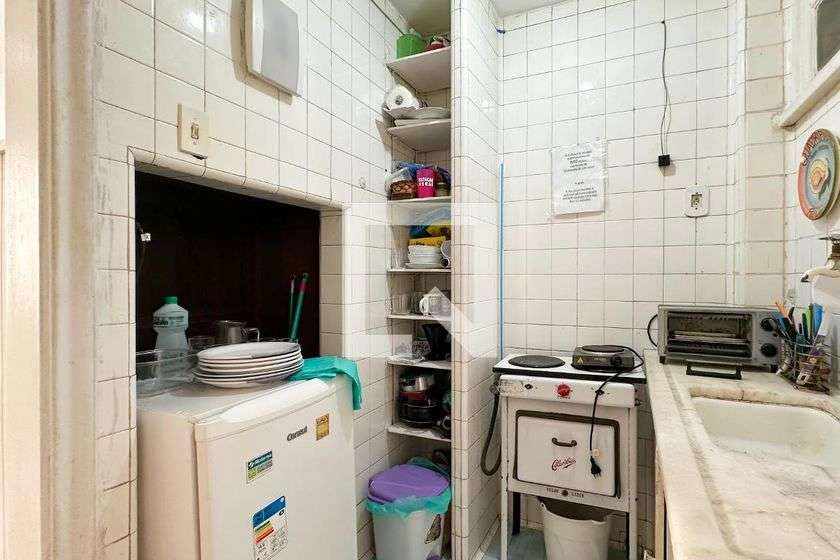 Furnished 4-bedroom apartment with 10 parking spaces — photo 16
