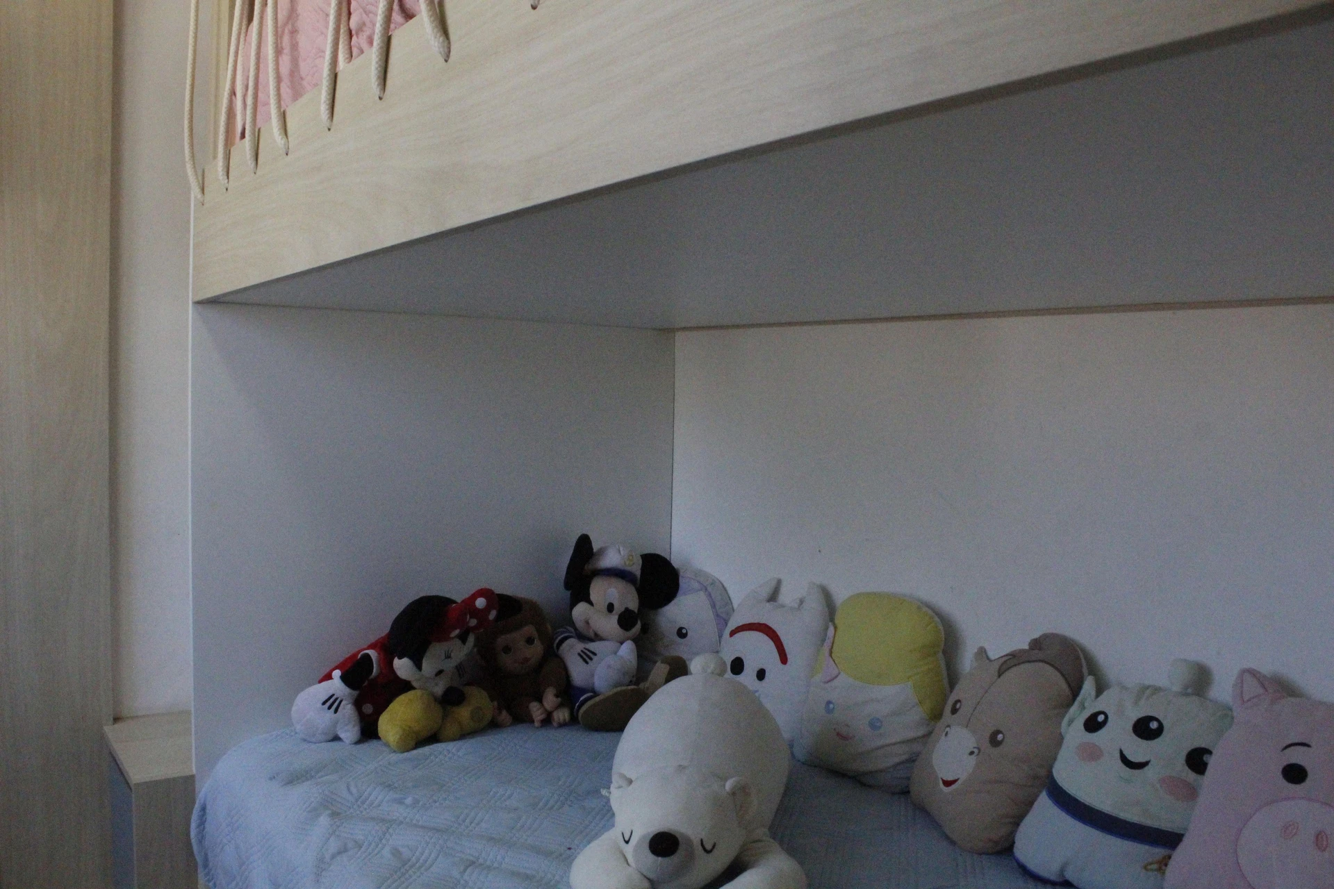 Furnished house with 4 bedrooms and private BBQ — photo 49
