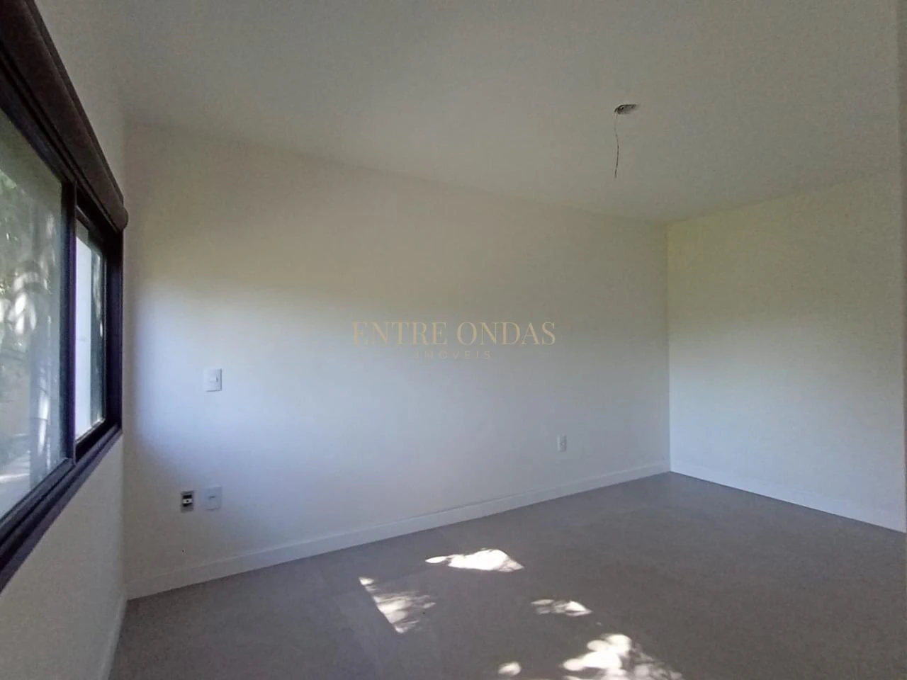 100 m² apartment with 2 bedrooms, balcony grill and garden — photo 13