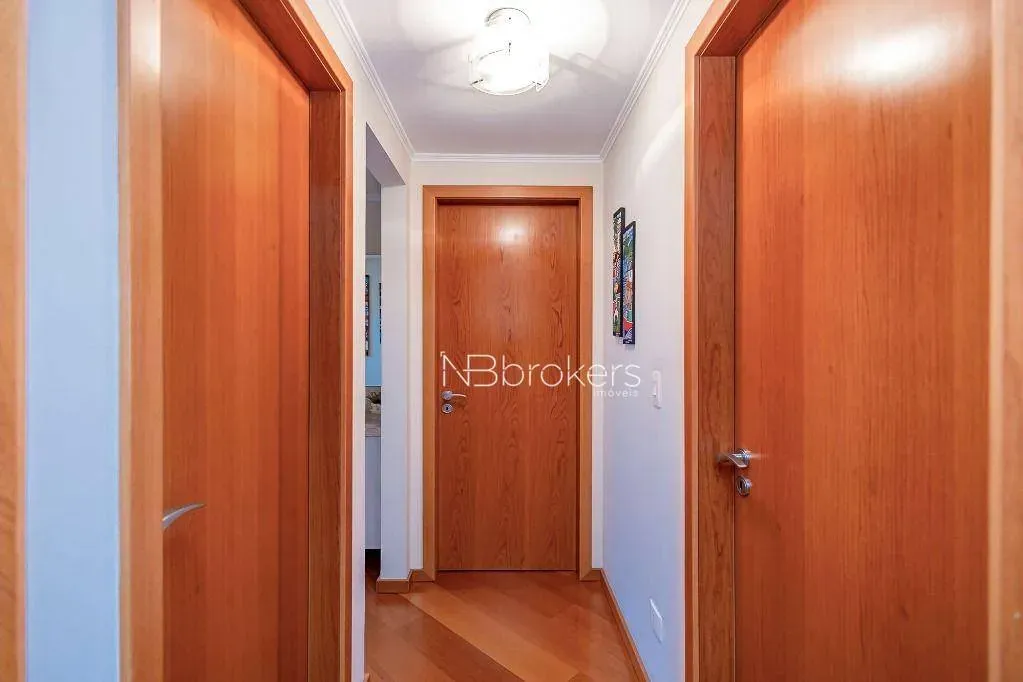 3-bedroom apartment with a walk-in closet — photo 59