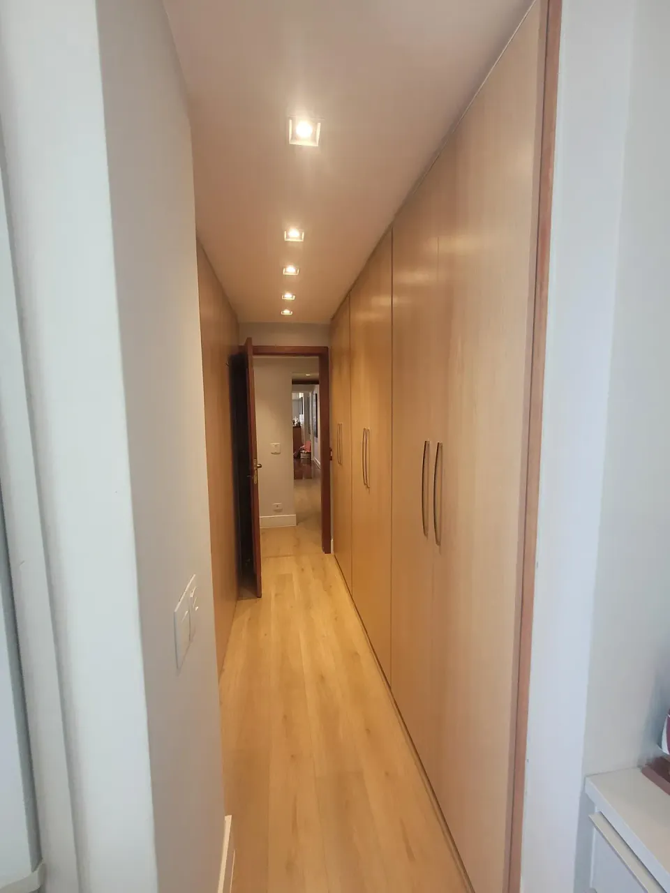 Duplex apartment with 4 bedrooms and 3 bathrooms — photo 18