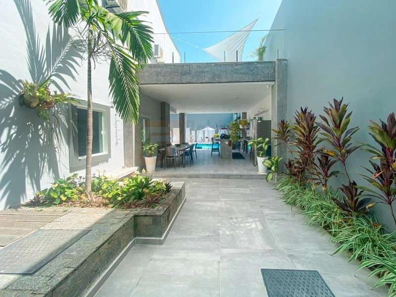 Casa amueblada con 6 suites y cocina abierta a gas — photo 27