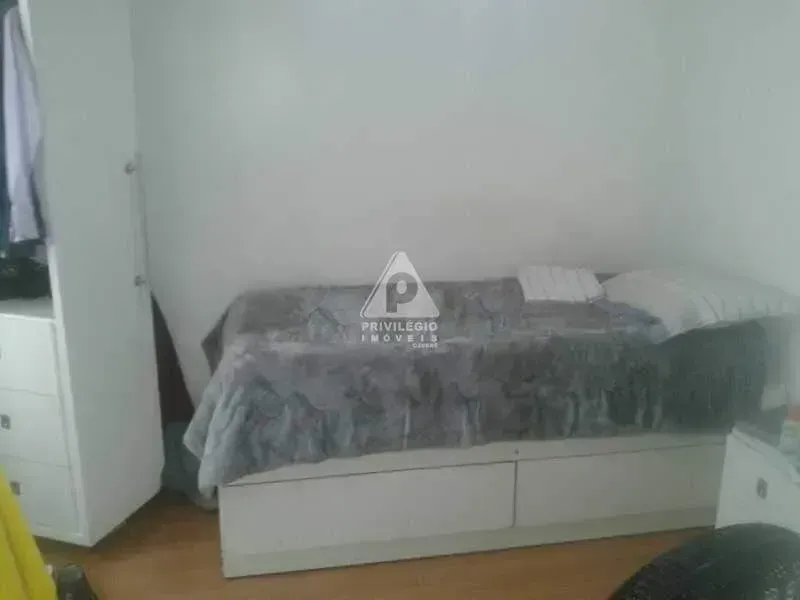 Departamento de 3 dormitorios con balcón cerrado con vidrio — photo 15