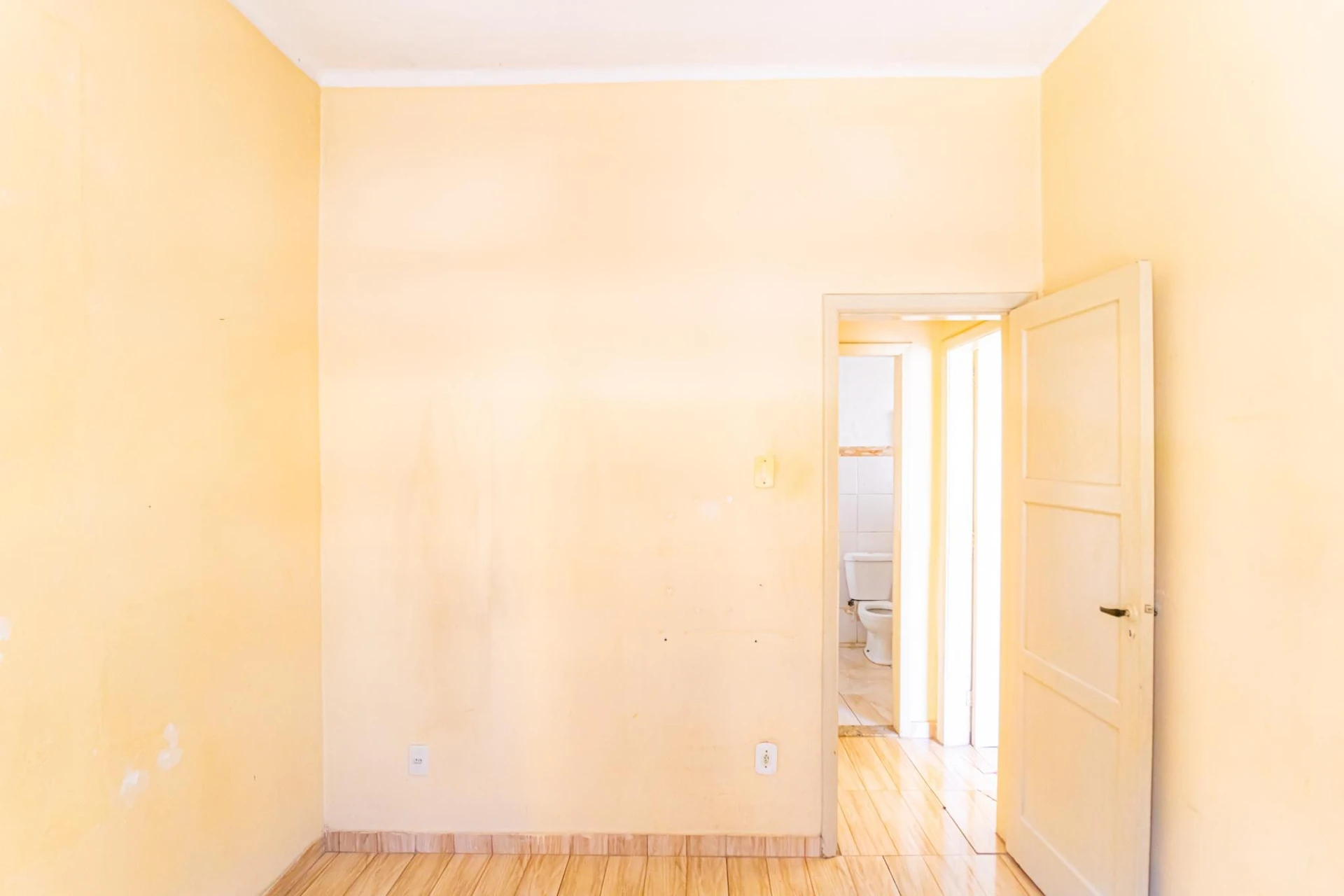 Rental apartment with 2 bedrooms and 1 bathroom — photo 24