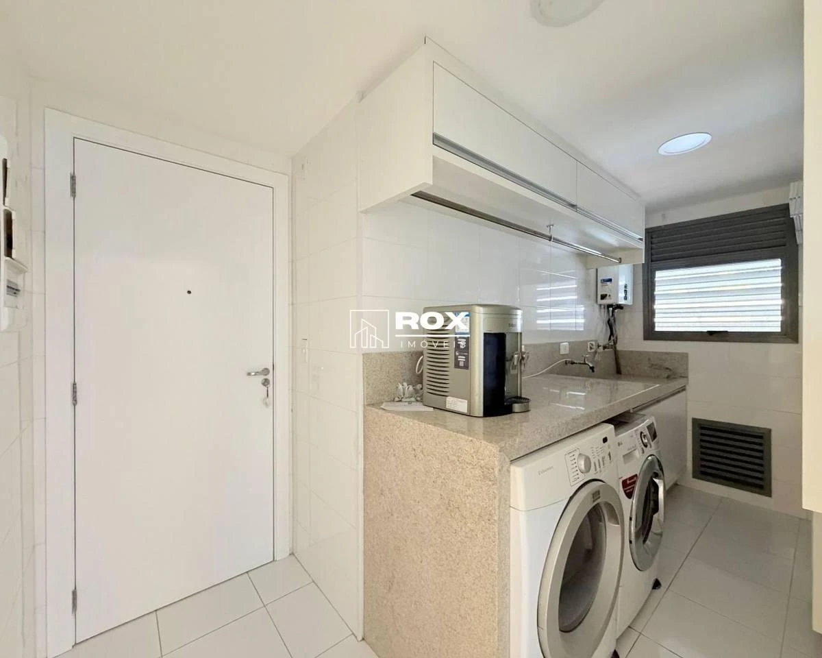Мебльована квартира з 3 спальнями-сюїтами на 167 м² — photo 41