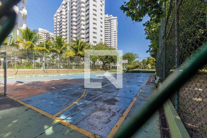 Furnished apartment with 2 en-suite bedrooms and balcony — photo 45