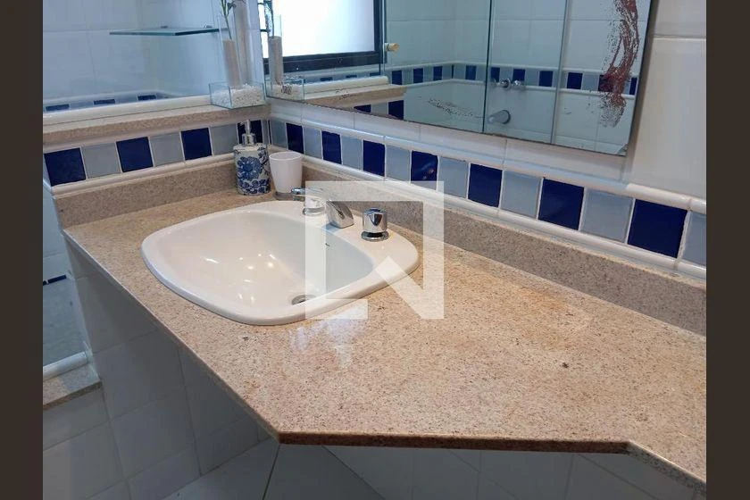 Furnished 2-bedroom en-suite apartment with 2 parking, 70 m² — photo 38