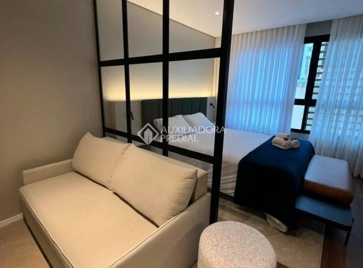 Estudio amueblado de 30 m² con 1 baño — photo 7