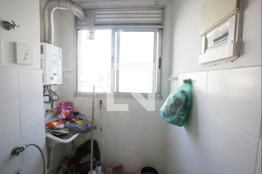 2-bedroom apartment with 1 bathroom, balcony — photo 4