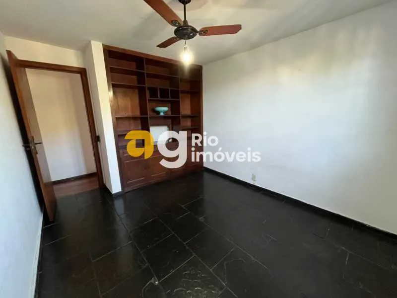 Casa com 3 quartos, 3 banheiros e 4 vagas — photo 8
