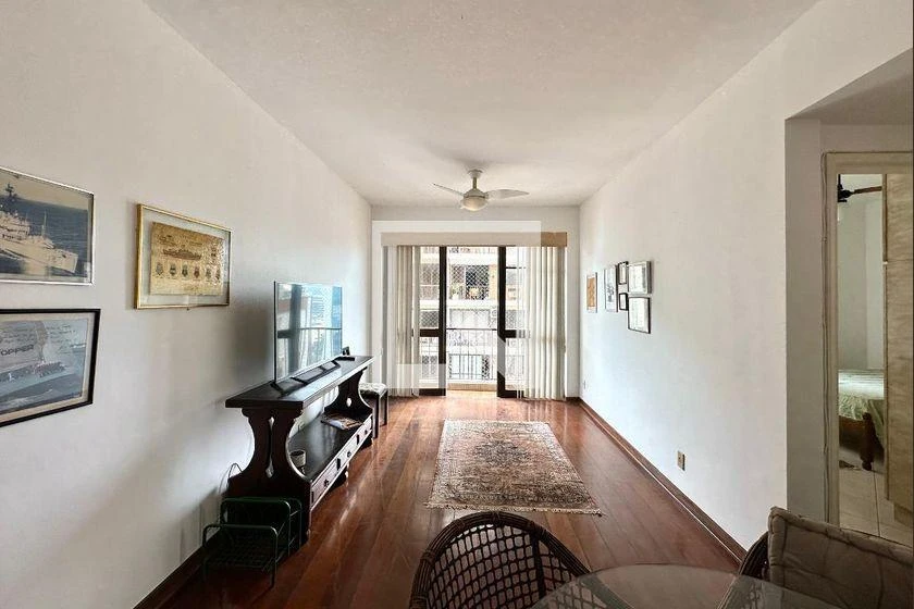 Apartamento mobiliado, 58 m², com vista para as montanhas