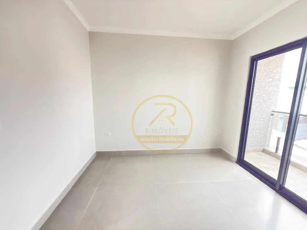 House 100 m² with 3 bedrooms and 2 parking spots — photo 7