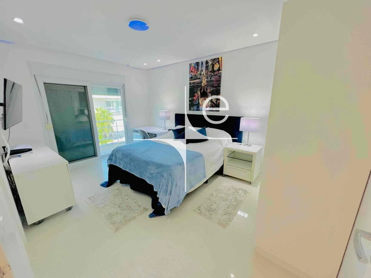 Furnished house with 7 bedrooms and a balcony BBQ — photo 32