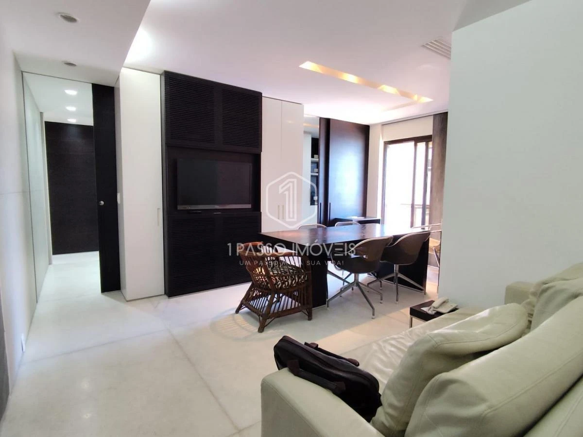 82 m² apartment with 2 en-suite bedrooms and balcony — photo 20
