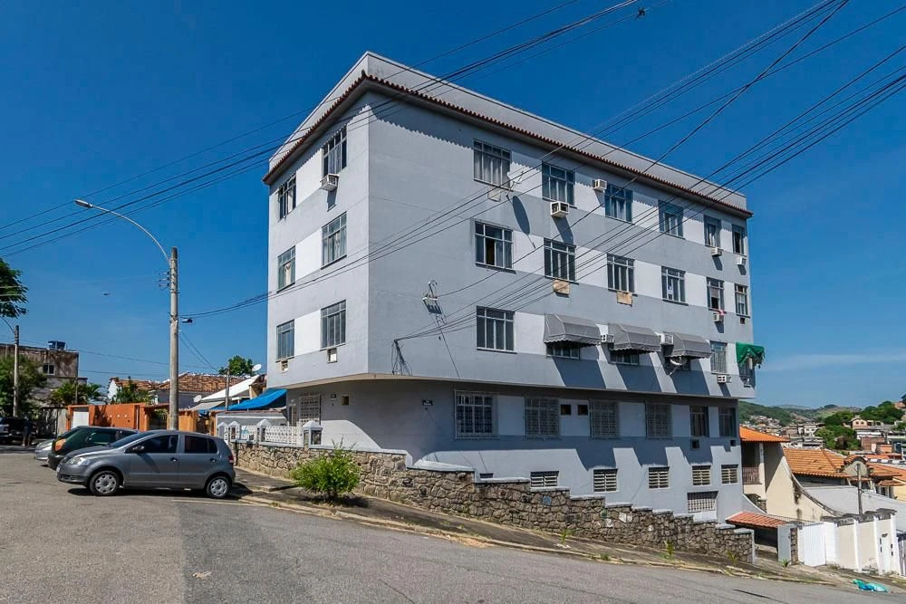 Unfurnished apartment with 2 bedrooms and 1 parking space — photo 36