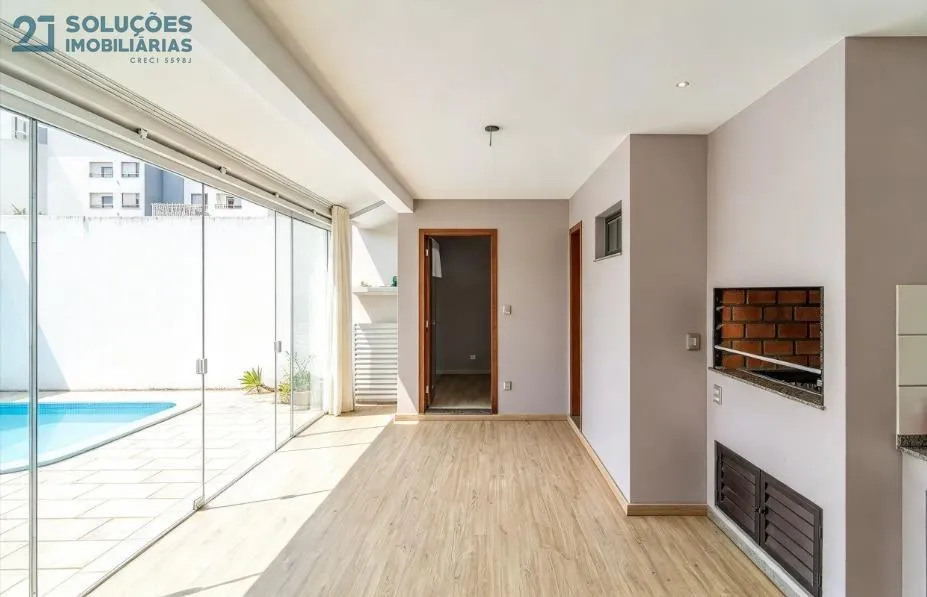 7-bedroom house with a bathtub in Florianópolis — photo 15