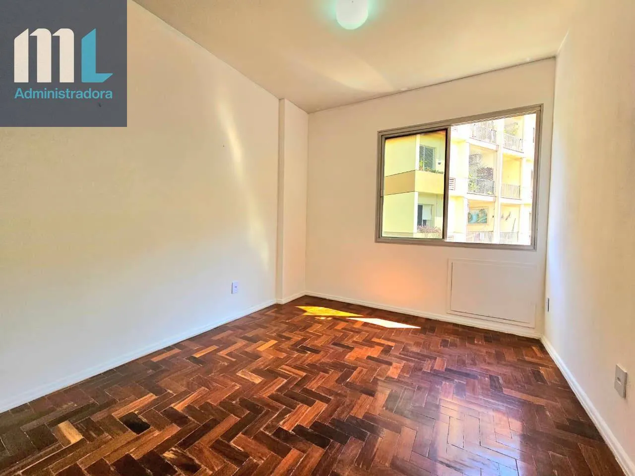 Квартира 90 м² з 3 спальнями та зоною на вулиці — photo 10
