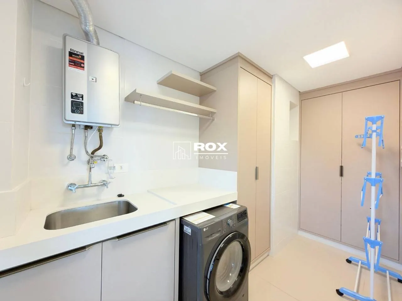 3-bedroom apartment with a jacuzzi in Curitiba — photo 19