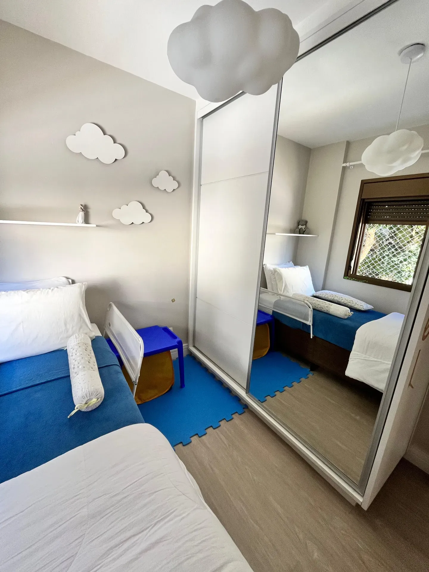 Furnished 3-bedroom apartment with 3 bathrooms — photo 6