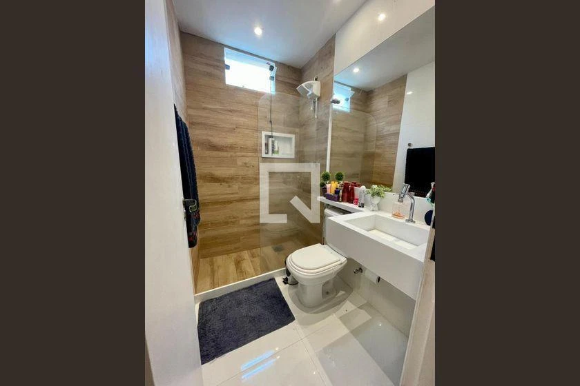 Furnished apartment, 492 m², with a glass-enclosed balcony — photo 44