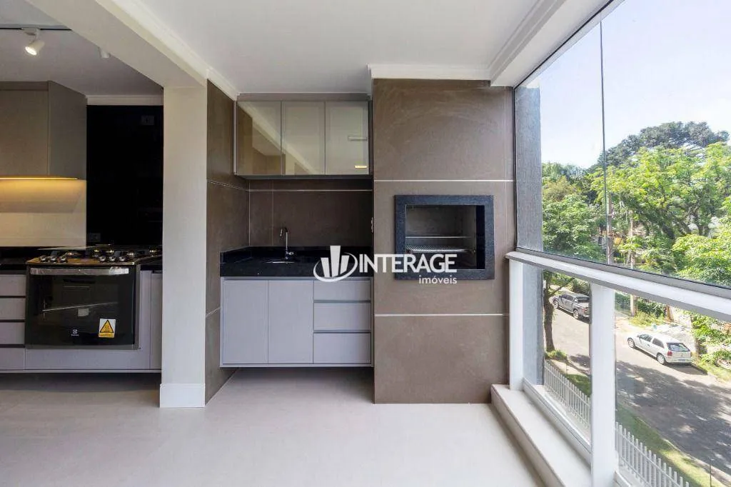 Apartamento de 4 dormitorios con parrilla en la terraza — photo 4