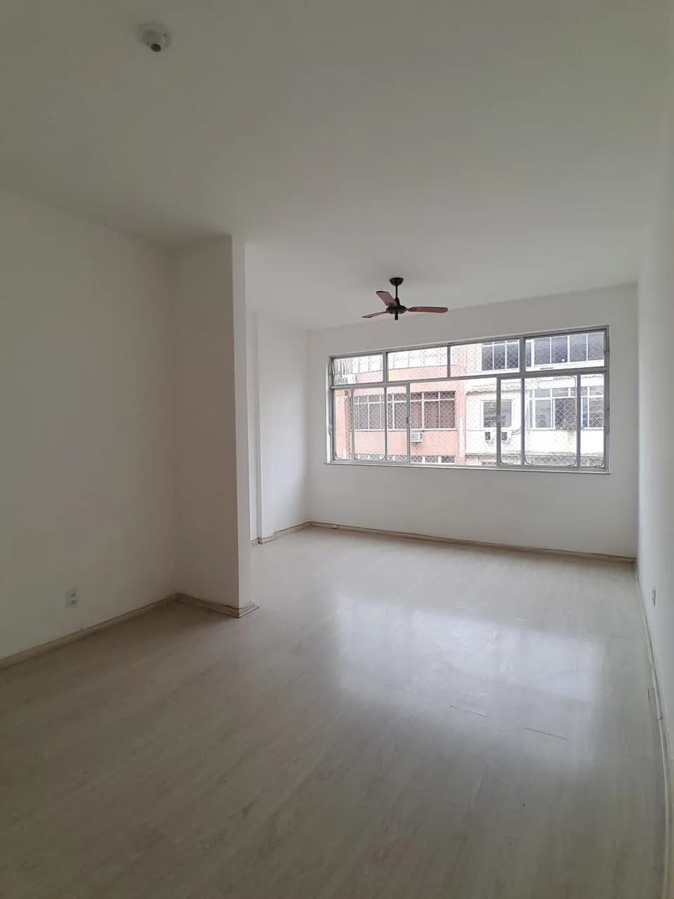 Apartamento para locação com 3 quartos e 2 banheiros — photo 3