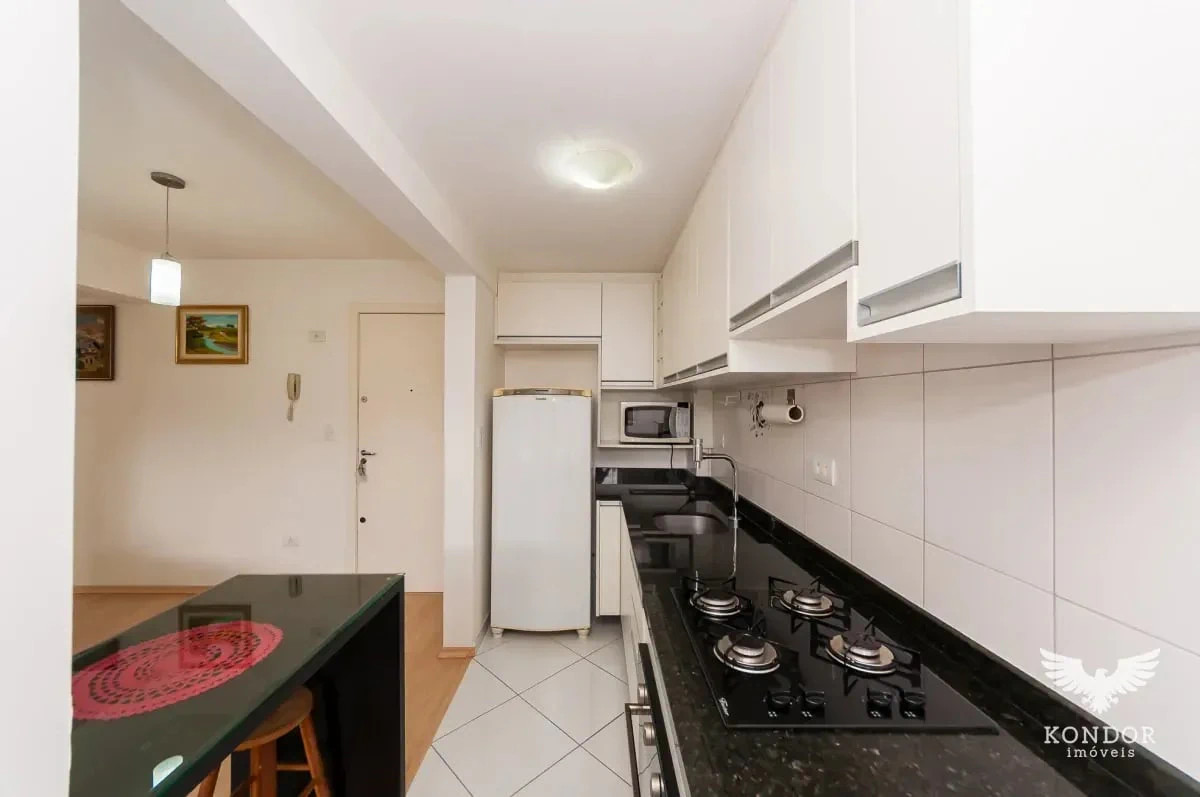 One-bedroom apartment with a washing machine in Curitiba — photo 2