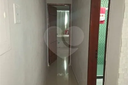 Washing machine in a 2-bedroom house, 198 m² — photo 12