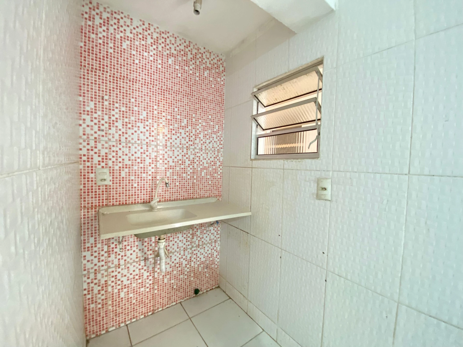 Casa sin amueblar con 1 dormitorio y 1 plaza de aparcamiento — photo 15