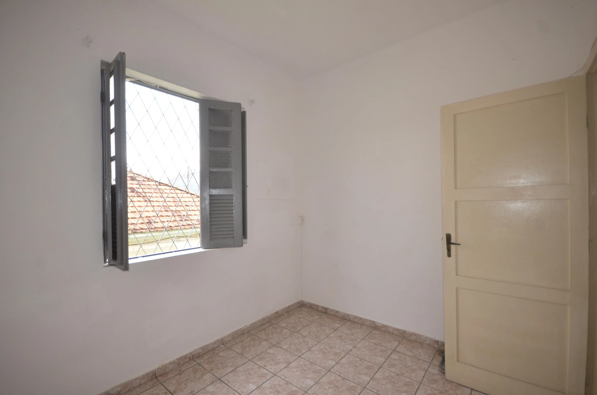 House for rent with 3 bedrooms and a balcony — photo 25