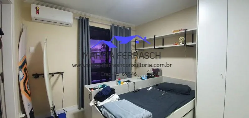Apartamento com 3 quartos e cozinha integrada moderna — photo 3