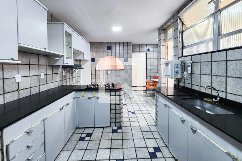 Duplex apartment for rent with 4 bedrooms and 360 m² — photo 20