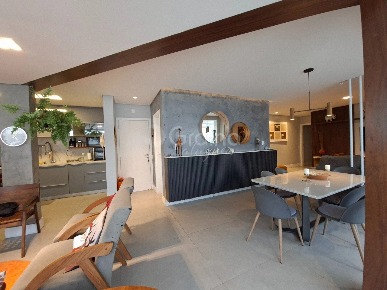 Floor-to-ceiling windows in a 3-bedroom apartment, 257 m² — photo 10