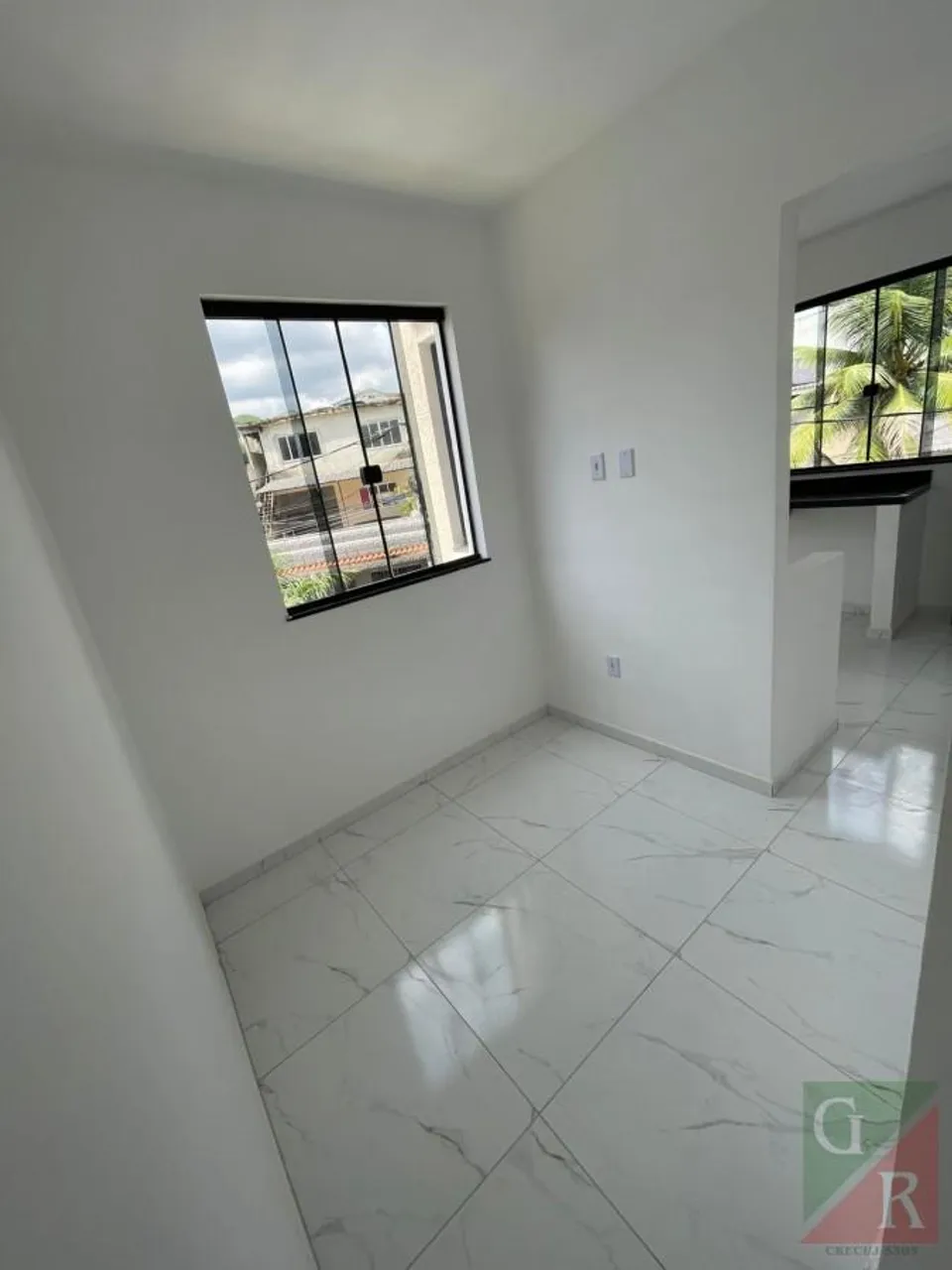 Apartment with 2 bedrooms and 1 bathroom no parking — photo 2